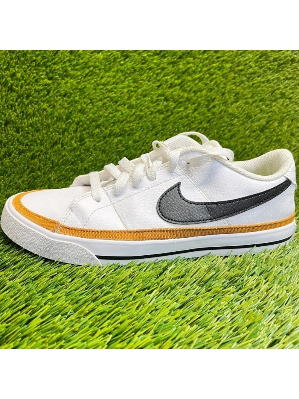 Nike Court Legacy Next Nature Womens Size 8 White Black Athletic Shoes Sneakers